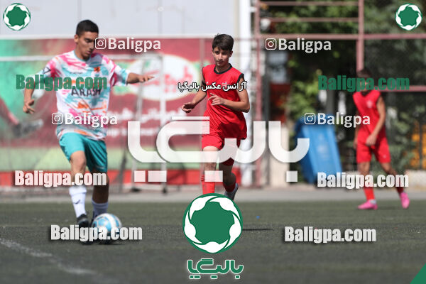 پرسپولیس ۸ - ۱ آرش ری