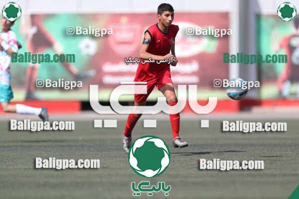 پرسپولیس ۸ - ۱ آرش ری