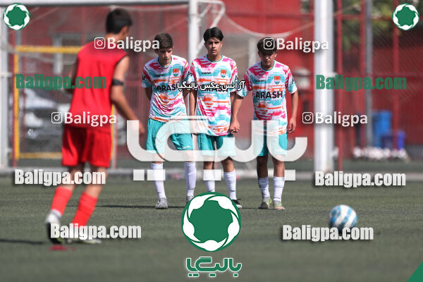 پرسپولیس ۸ - ۱ آرش ری