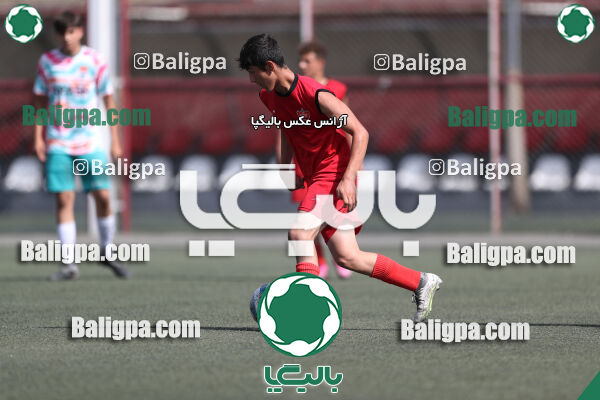 پرسپولیس ۸ - ۱ آرش ری