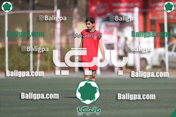 پرسپولیس ۸ - ۱ آرش ری