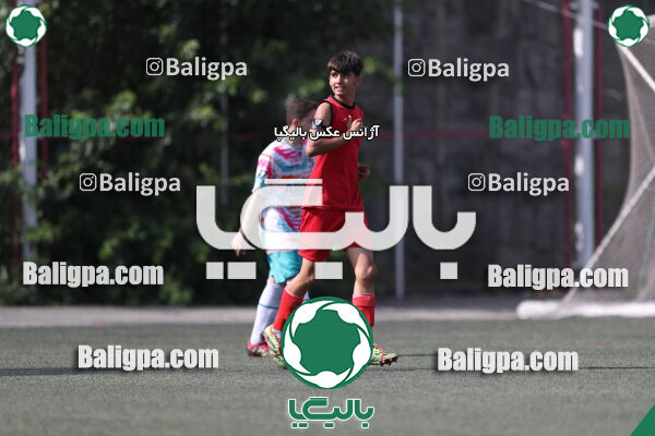 پرسپولیس ۸ - ۱ آرش ری