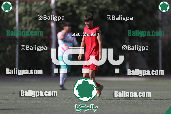 پرسپولیس ۸ - ۱ آرش ری