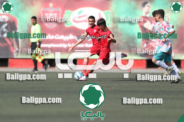 پرسپولیس ۸ - ۱ آرش ری