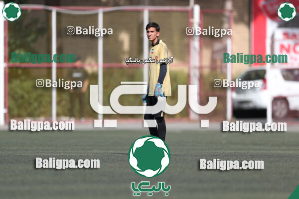 پرسپولیس ۸ - ۱ آرش ری