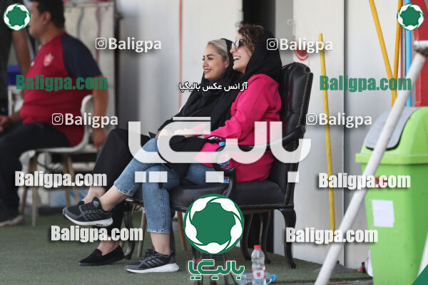 پرسپولیس ۸ - ۱ آرش ری