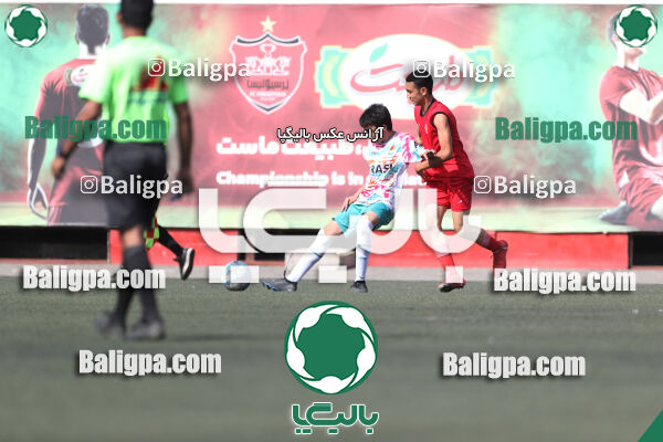پرسپولیس ۸ - ۱ آرش ری