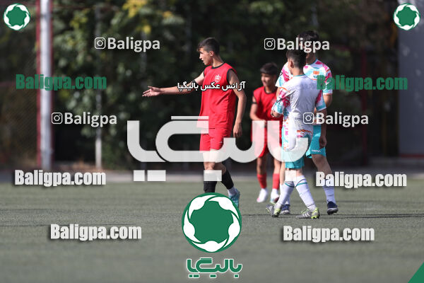 پرسپولیس ۸ - ۱ آرش ری