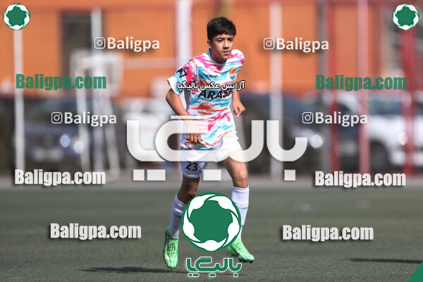 پرسپولیس ۸ - ۱ آرش ری