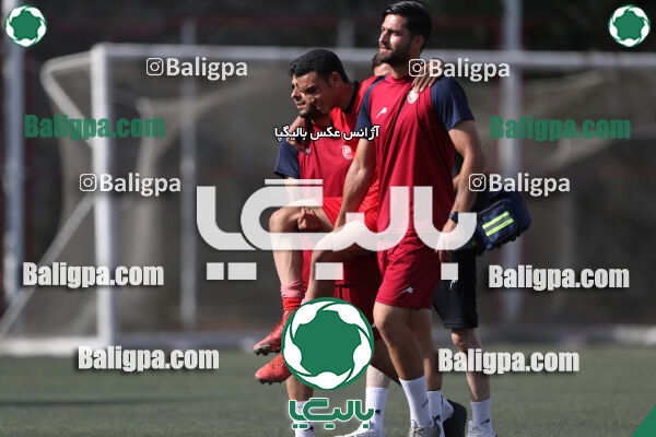 پرسپولیس ۸ - ۱ آرش ری
