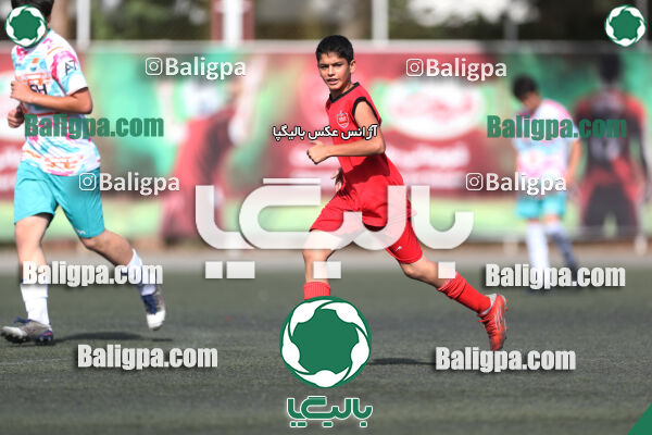 پرسپولیس ۸ - ۱ آرش ری