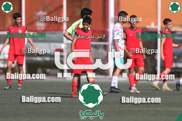 پرسپولیس ۸ - ۱ آرش ری