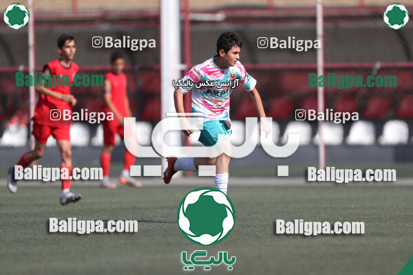 پرسپولیس ۸ - ۱ آرش ری