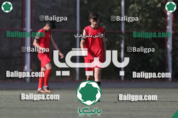 پرسپولیس ۸ - ۱ آرش ری