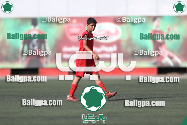 پرسپولیس ۸ - ۱ آرش ری