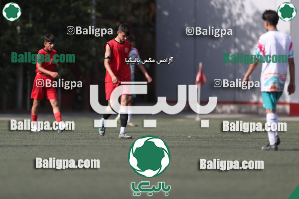 پرسپولیس ۸ - ۱ آرش ری