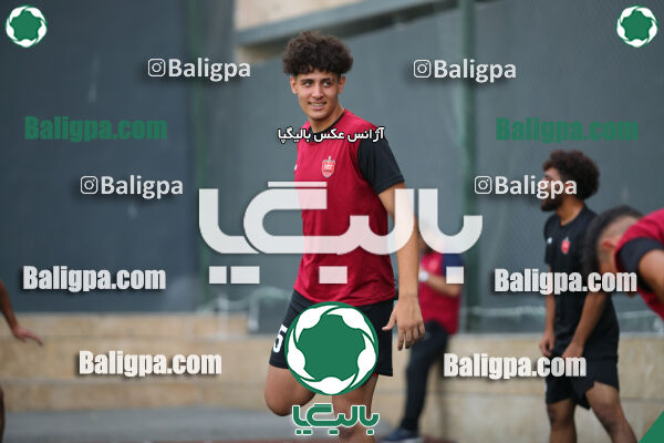 نارنجی پوشان کوهسار 1–4 پرسپولیس