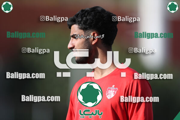پرسپولیس 2–2 منتخب تهران