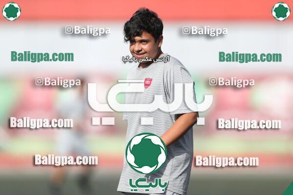 پرسپولیس 2–2 منتخب تهران