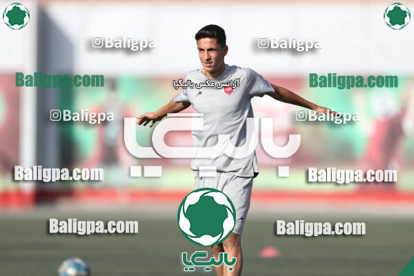 پرسپولیس 2–2 منتخب تهران