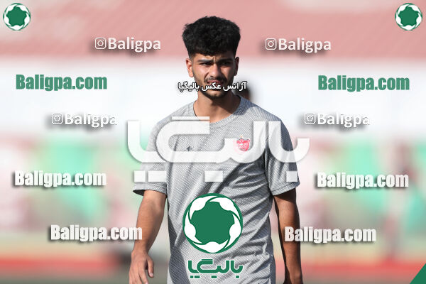 پرسپولیس 2–2 منتخب تهران