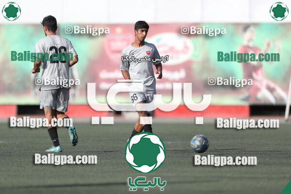 پرسپولیس 2–2 منتخب تهران