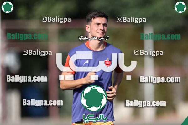 پرسپولیس 2–2 منتخب تهران