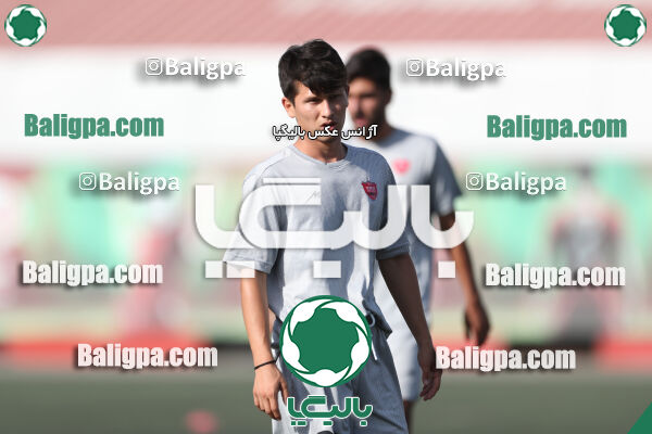 پرسپولیس 2–2 منتخب تهران