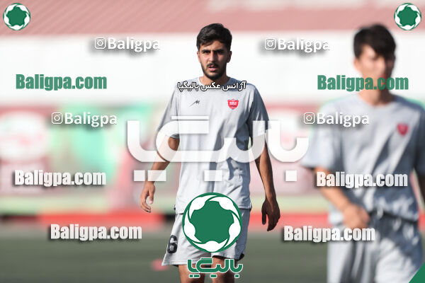 پرسپولیس 2–2 منتخب تهران
