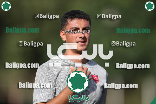 پرسپولیس 2–2 منتخب تهران