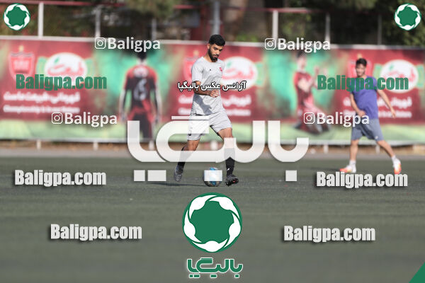پرسپولیس 2–2 منتخب تهران