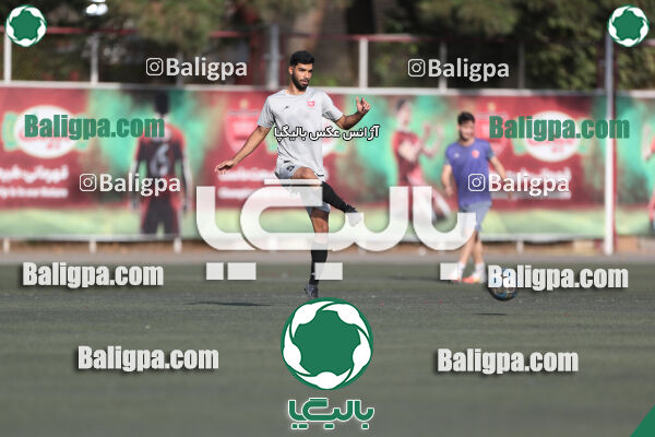 پرسپولیس 2–2 منتخب تهران