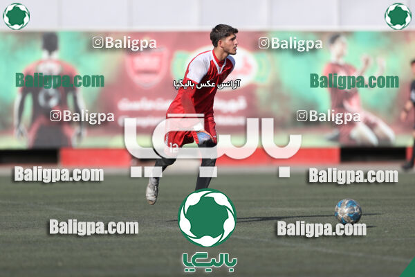 پرسپولیس 2–2 منتخب تهران