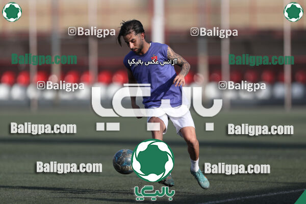 پرسپولیس 2–2 منتخب تهران