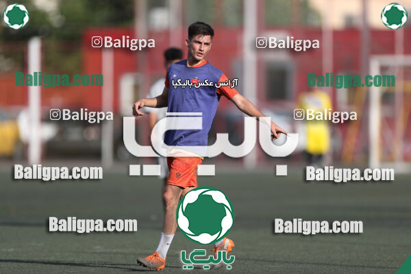پرسپولیس 2–2 منتخب تهران