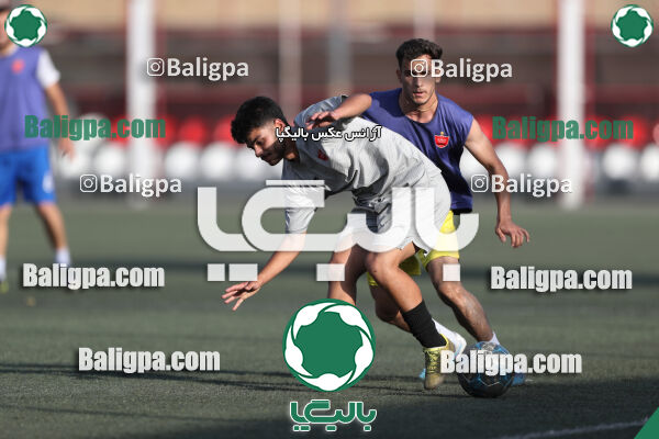 پرسپولیس 2–2 منتخب تهران