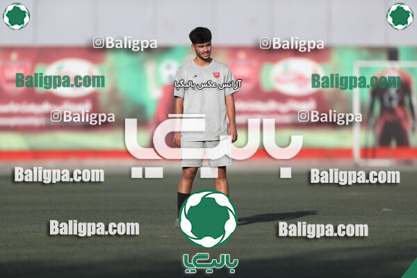پرسپولیس 2–2 منتخب تهران