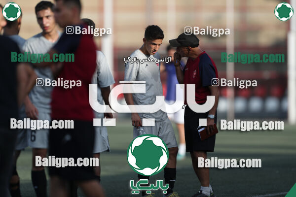 پرسپولیس 2–2 منتخب تهران