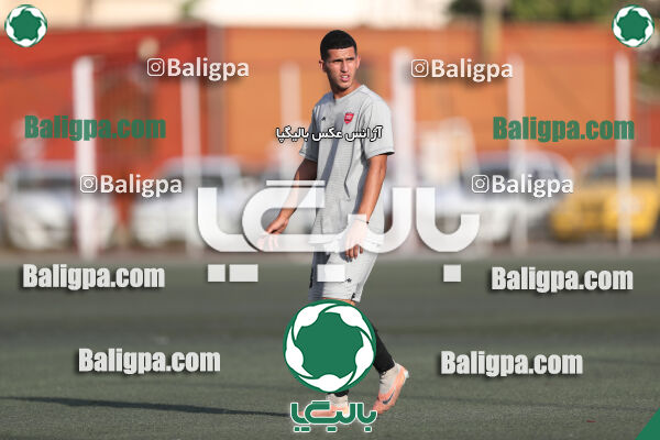 پرسپولیس 2–2 منتخب تهران