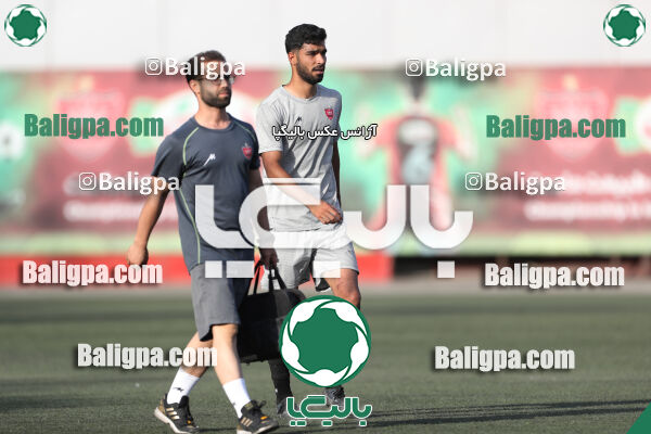 پرسپولیس 2–2 منتخب تهران