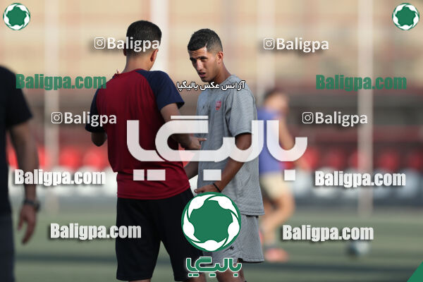 پرسپولیس 2–2 منتخب تهران