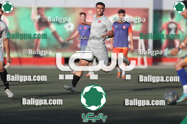 پرسپولیس 2–2 منتخب تهران