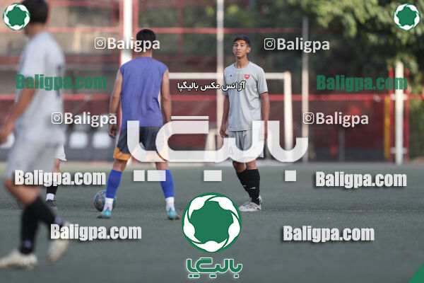 پرسپولیس 2–2 منتخب تهران