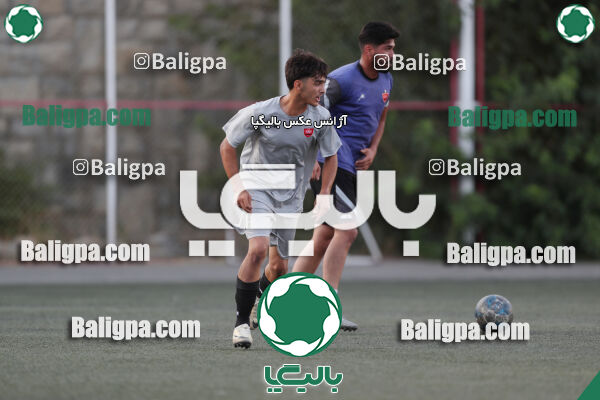 پرسپولیس 2–2 منتخب تهران