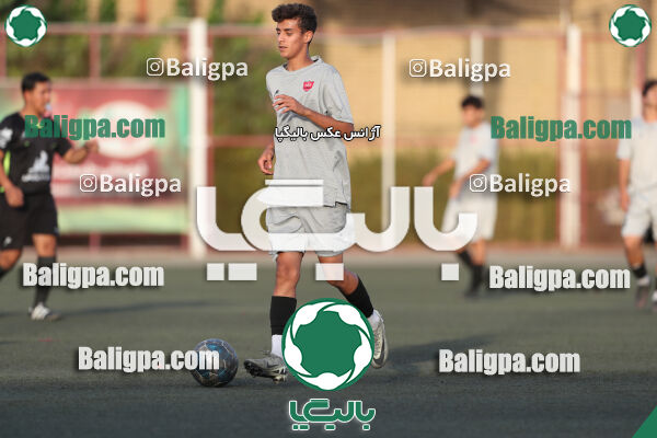 پرسپولیس 2–2 منتخب تهران