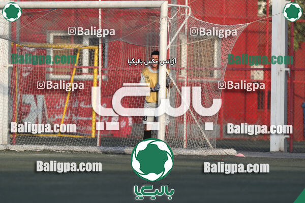 پرسپولیس 2–2 منتخب تهران