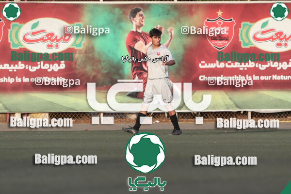 پرسپولیس 2–2 منتخب تهران