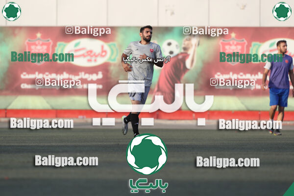 پرسپولیس 2–2 منتخب تهران