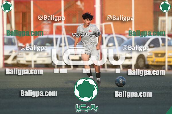 پرسپولیس 2–2 منتخب تهران