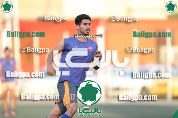 پرسپولیس 2–2 منتخب تهران